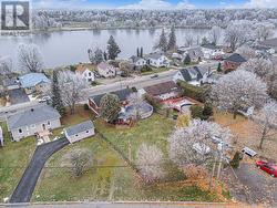 Extra parking at back of lot - 