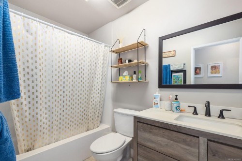 5849 Carmel Dr, Duncan, BC 