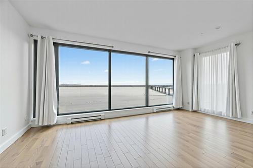 Living room - 1103-299 Rue De La Rotonde, Montréal (Verdun/Île-Des-Soeurs), QC - Indoor Photo Showing Other Room