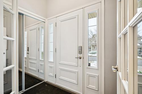 Hall - 35 Rue De Ségovie, Candiac, QC - Indoor Photo Showing Other Room