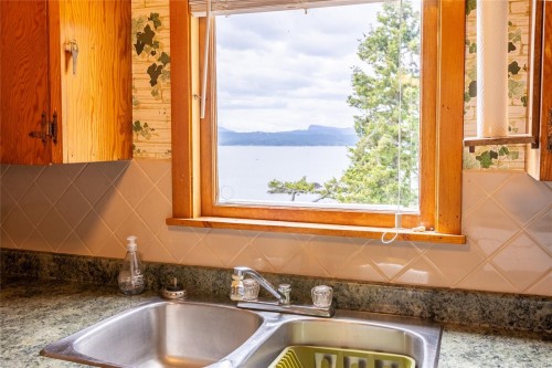 37177 Schooner Way, Pender Island, BC 