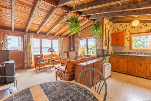 37177 Schooner Way, Pender Island, BC 