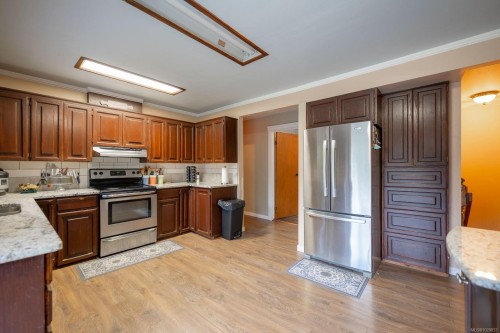 2477 Enefer Rd, Nanaimo, BC 