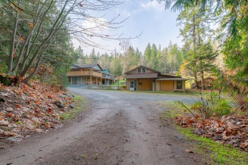 2477 Enefer Rd, Nanaimo, BC 