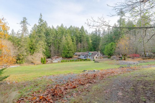 2477 Enefer Rd, Nanaimo, BC 