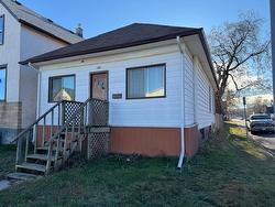 138 Pruden Street  Thunder Bay, ON P7C 2T7