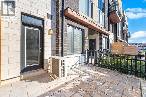 516 - 1555 Kingston Road, Pickering, ON - Outdoor