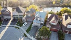 816 WALSH COURT  Newmarket, ON L3X 2V3