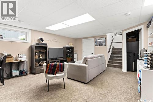 5061 Snowbirds Crescent, Regina, SK - Indoor