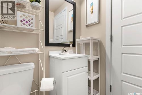 5061 Snowbirds Crescent, Regina, SK - Indoor