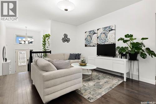 5061 Snowbirds Crescent, Regina, SK - Indoor Photo Showing Living Room