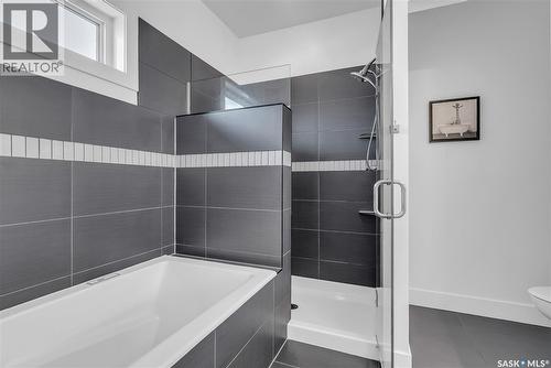 231 Atton Court, Saskatoon, SK - Indoor Photo Showing Bathroom