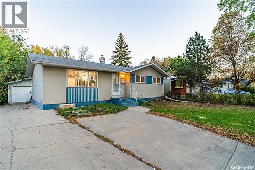 3205 Grant Road, Regina, SK - Outdoor