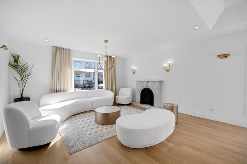 Salon - 13285 Rue Desjardins, Montréal (Pierrefonds-Roxboro), QC - Indoor Photo Showing Living Room With Fireplace