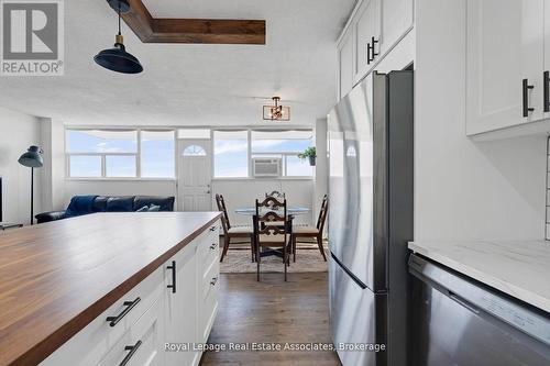 1204 - 215 Glenridge Avenue, St. Catharines, ON - Indoor Photo Showing Kitchen