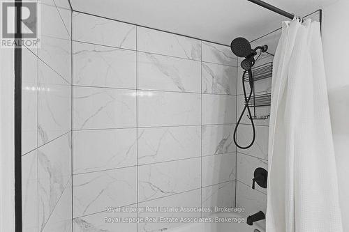 1204 - 215 Glenridge Avenue, St. Catharines, ON - Indoor Photo Showing Bathroom