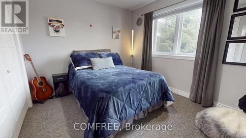 70 Wilderness Way, Ottawa, ON - Indoor Photo Showing Bedroom