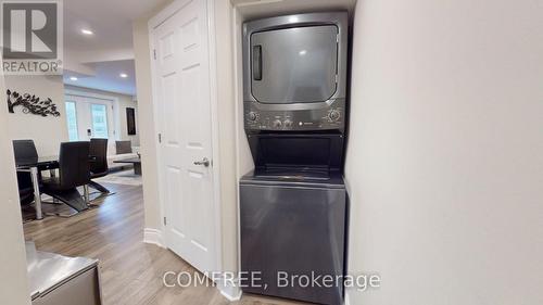 70 Wilderness Way, Ottawa, ON - Indoor Photo Showing Laundry Room