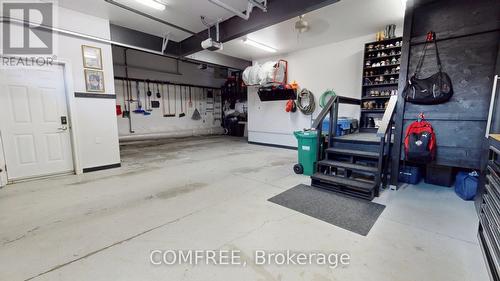 70 Wilderness Way, Ottawa, ON - Indoor Photo Showing Garage