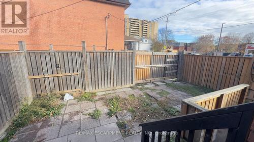 497 Cannon Street E, Hamilton, ON - Outdoor