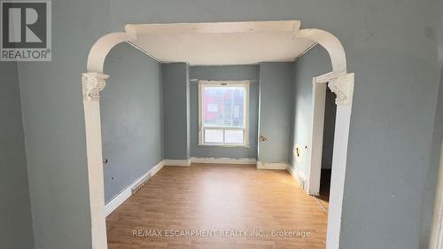 497 Cannon Street E, Hamilton, ON - Indoor Photo Showing Other Room