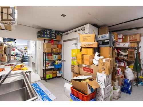 6653 Main Street, Vancouver, BC - Indoor