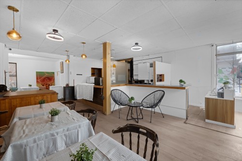 Commerce - 3068 Rue St-Antoine O., Montréal (Le Sud-Ouest), QC - Indoor