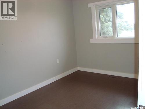 105 4Th Avenue W, Kyle, SK - Indoor Photo Showing Other Room