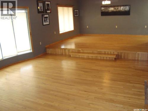 105 4Th Avenue W, Kyle, SK - Indoor Photo Showing Other Room