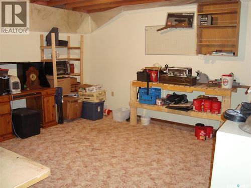 105 4Th Avenue W, Kyle, SK - Indoor Photo Showing Other Room