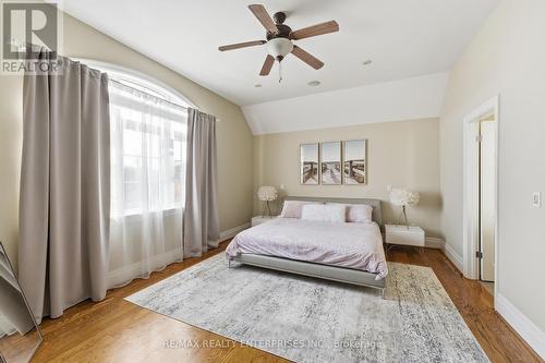93 Cumberland Drive, Mississauga, ON - Indoor Photo Showing Bedroom