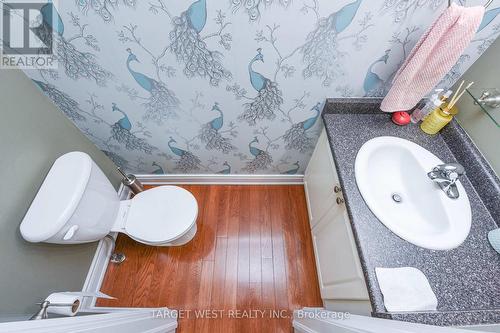 87 Park Street W, Mississauga, ON - Indoor Photo Showing Bathroom
