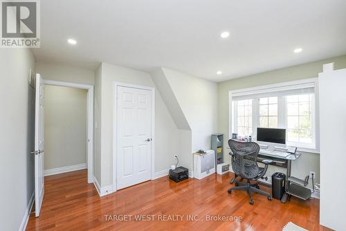 87 Park Street W, Mississauga, ON - Indoor Photo Showing Office