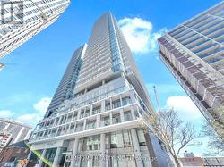 1804 - 195 REDPATH AVENUE  Toronto, ON M4P 0E4