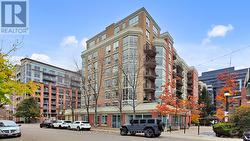 321 - 1000 KING STREET W  Toronto, ON M6K 3N1