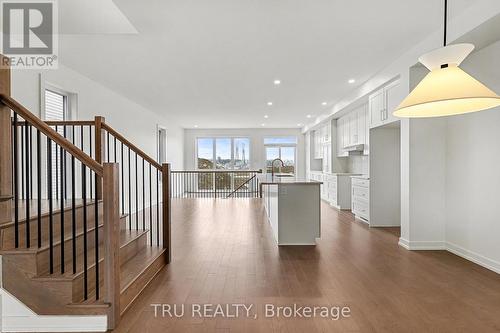 1144 Cope Drive, Ottawa, ON - Indoor