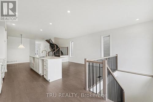 1144 Cope Drive, Ottawa, ON - Indoor Photo Showing Other Room