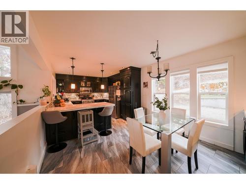 2124 South Lakeside Drive, Williams Lake, BC - Indoor Photo Showing Dining Room