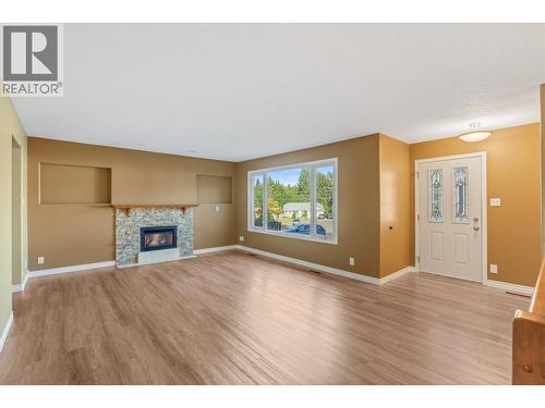 4121 Baker Road, Prince George, BC - Indoor Photo Showing Living Room With Fireplace
