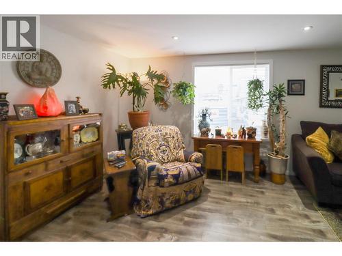 359 Waterfront Avenue, Princeton, BC - Indoor