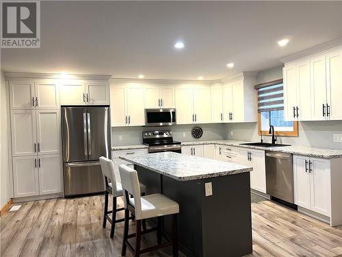 11 Chevrefils, St. Charles, ON - Indoor Photo Showing Kitchen