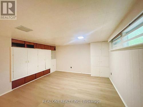 48 Lionel Heights Crescent, Toronto, ON - Indoor