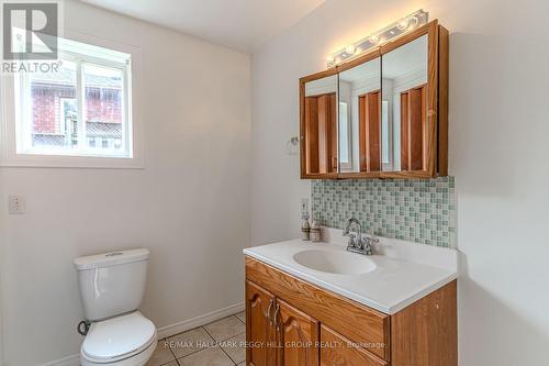 51 Golden Eagle Way, Barrie, ON - Indoor Photo Showing Bathroom