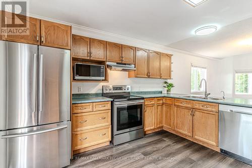 51 Golden Eagle Way, Barrie, ON - Indoor Photo Showing Kitchen With Stainless Steel Kitchen With Double Sink