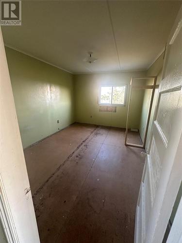 94 Memorial Street, Bell Island, NL - Indoor Photo Showing Other Room