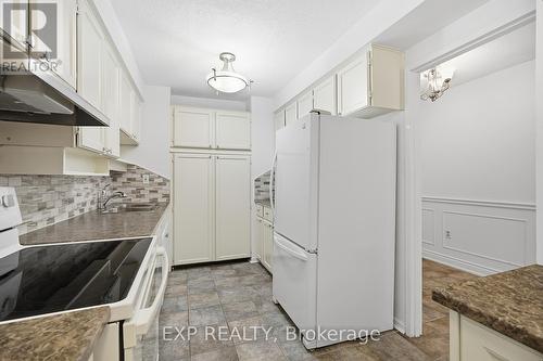 304 - 965 Inverhouse Drive, Mississauga, ON - Indoor Photo Showing Kitchen