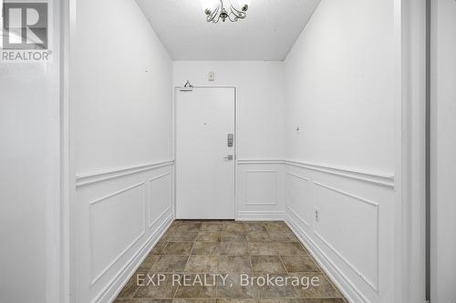 304 - 965 Inverhouse Drive, Mississauga, ON - Indoor Photo Showing Other Room