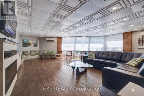 304 - 965 Inverhouse Drive, Mississauga, ON - Indoor