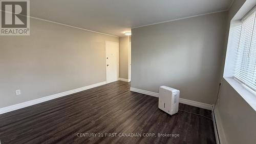 105 - 1170 Hamilton Road, London East (East O), ON - Indoor Photo Showing Other Room