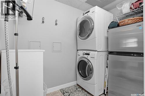 201 158 Pawlychenko Lane, Saskatoon, SK - Indoor Photo Showing Laundry Room